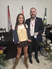 MEDALLA DE HONOR PARA VALENTINA RODRÍGUEZ CABALLERO